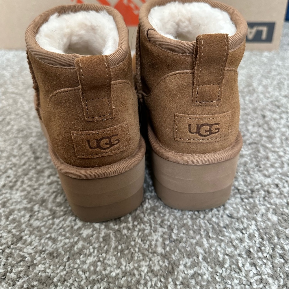 UGG Chesnut Platform Boots